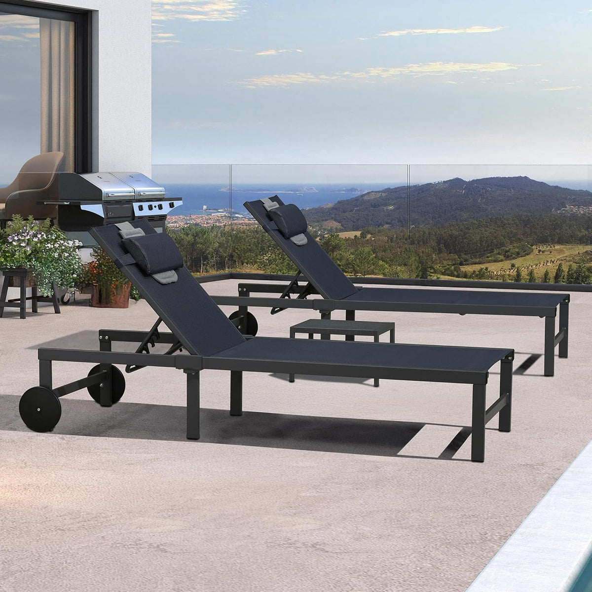 PURPLE LEAF Patio Tanning Lounge Chair Set with Face Down Hole Outdoor Aluminum Adjustable Reclining Chairs Wheels Pillows and Table for Poolside Beach Sunbathing Lounger, Beige