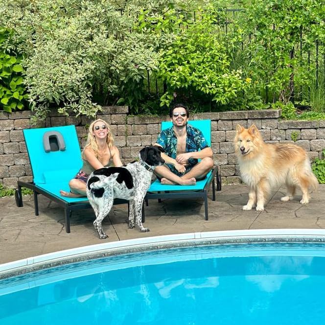 PURPLE LEAF Patio Tanning Lounge Chair Set with Face Down Hole Outdoor Aluminum Adjustable Reclining Chairs Wheels Pillows and Table for Poolside Beach Sunbathing Lounger, Beige